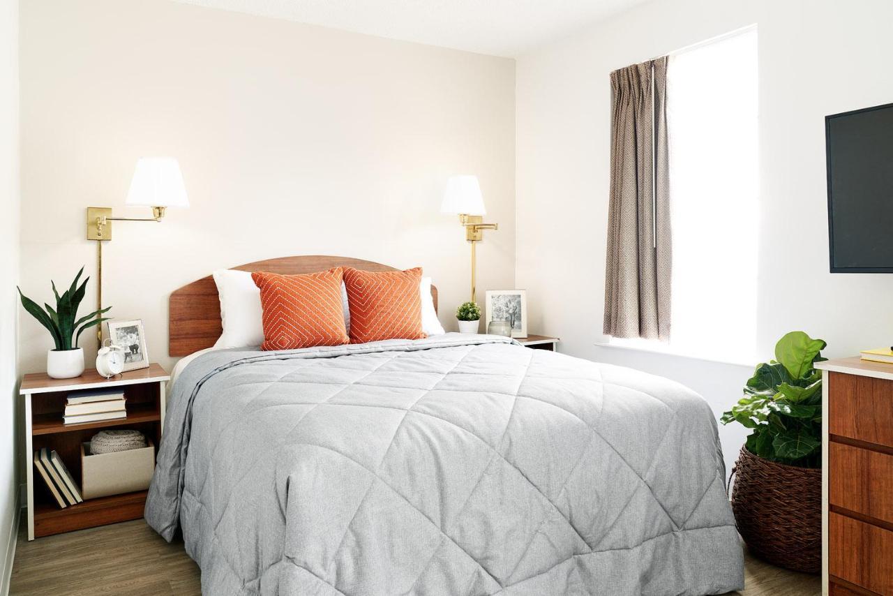 Intown Suites Extended Stay Raleigh Garner Nc מראה חיצוני תמונה